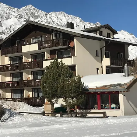 Appartamento Haus Azur Appartement-fewo Nr- 1 By Interhome Saas-Almagell